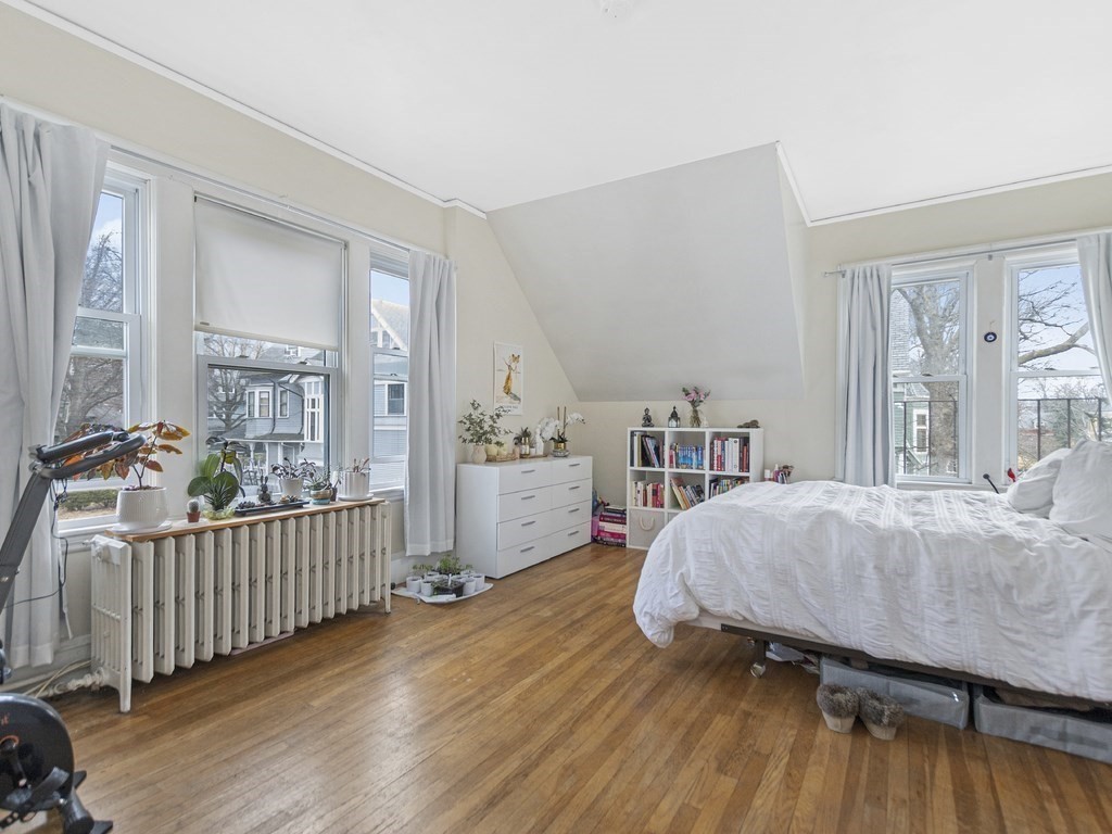 14 Newell Road Brookline, MA 02446 - Photo 17 of 23 Gallery Image 17