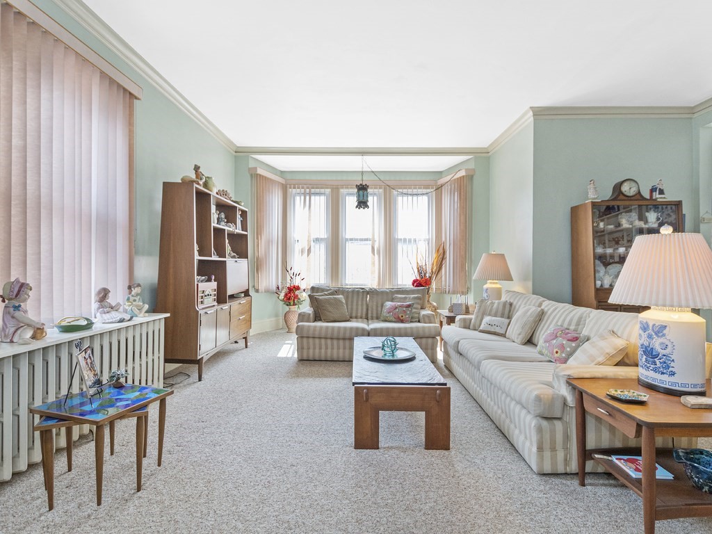 14 Newell Road Brookline, MA 02446 - Photo 2 of 23 Gallery Image 2