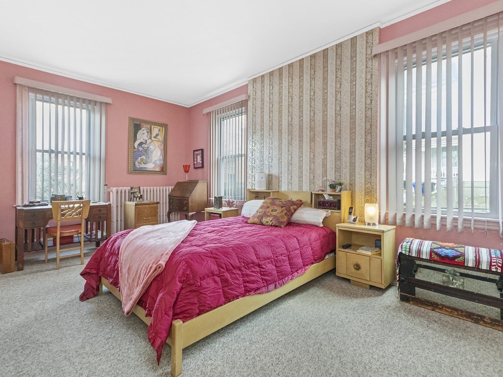 14 Newell Road Brookline, MA 02446 - Photo 7 of 23 Gallery Image 7