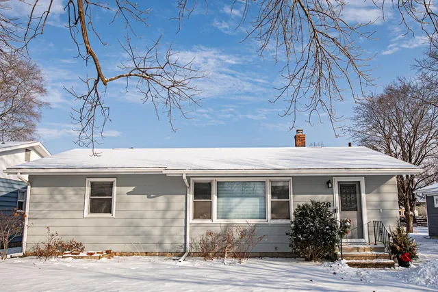 $249,900 | 626 East 12th Street, Winona, MN 55987