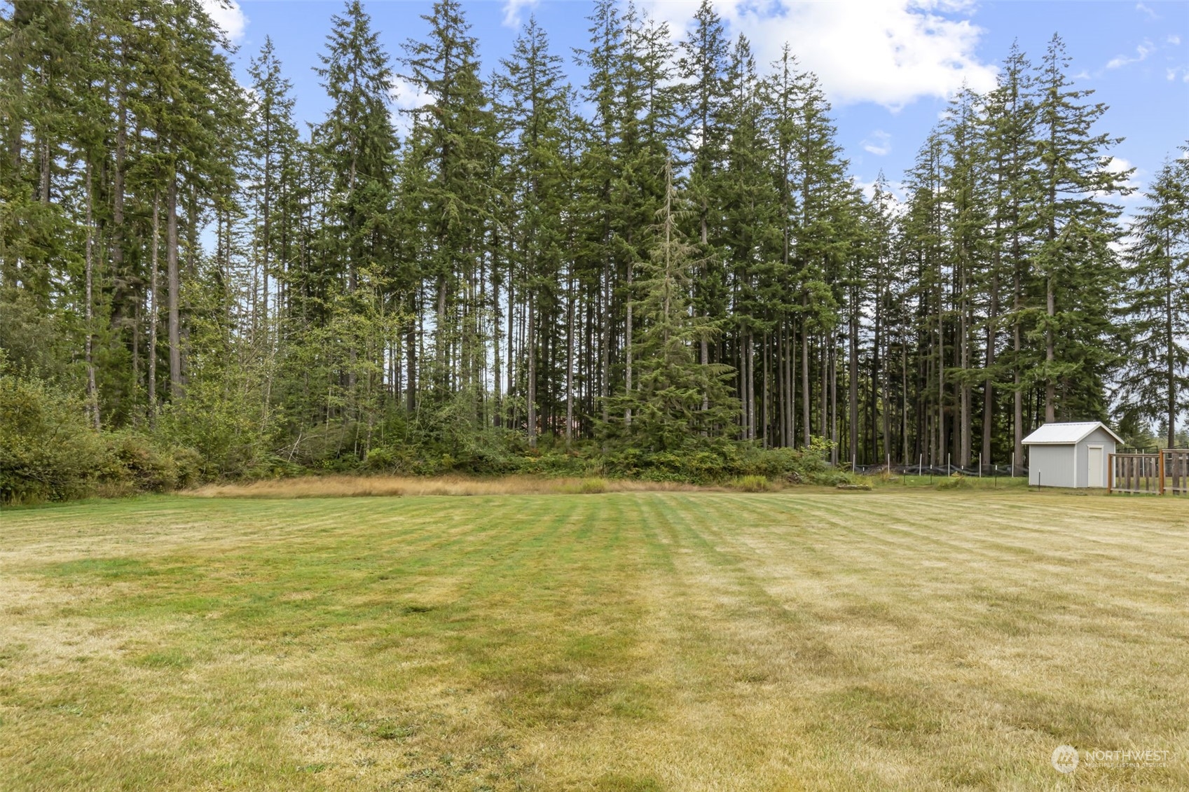 5326 Southwest Old Clifton Road Port Orchard, WA 98367 - Photo 32 of 33 Gallery Image 32