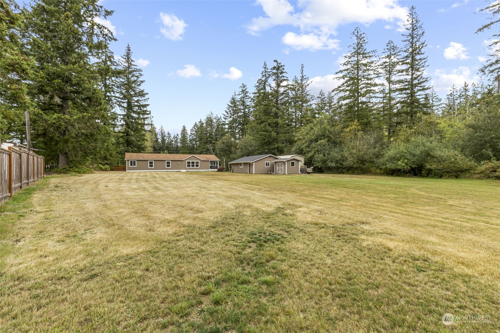 5326 Southwest Old Clifton Road Port Orchard, WA 98367 - Photo 33 of 33 Gallery Image 33