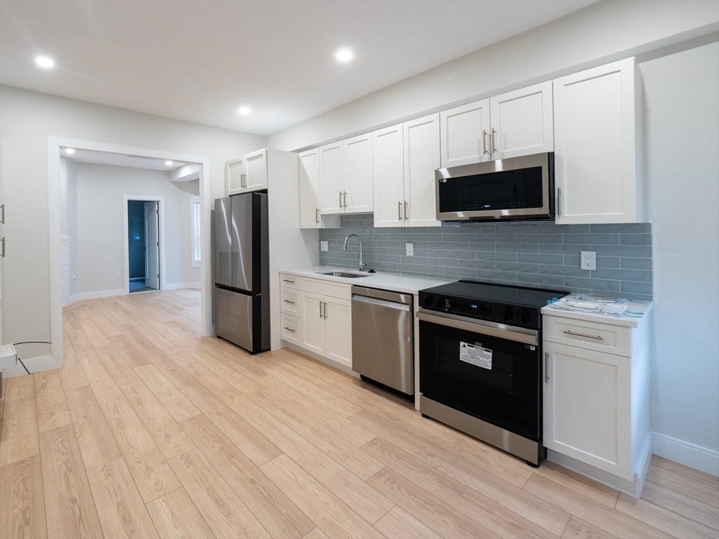 20 Winslow Road, Unit 1 Brookline, MA 02446 - Photo 3 of 11