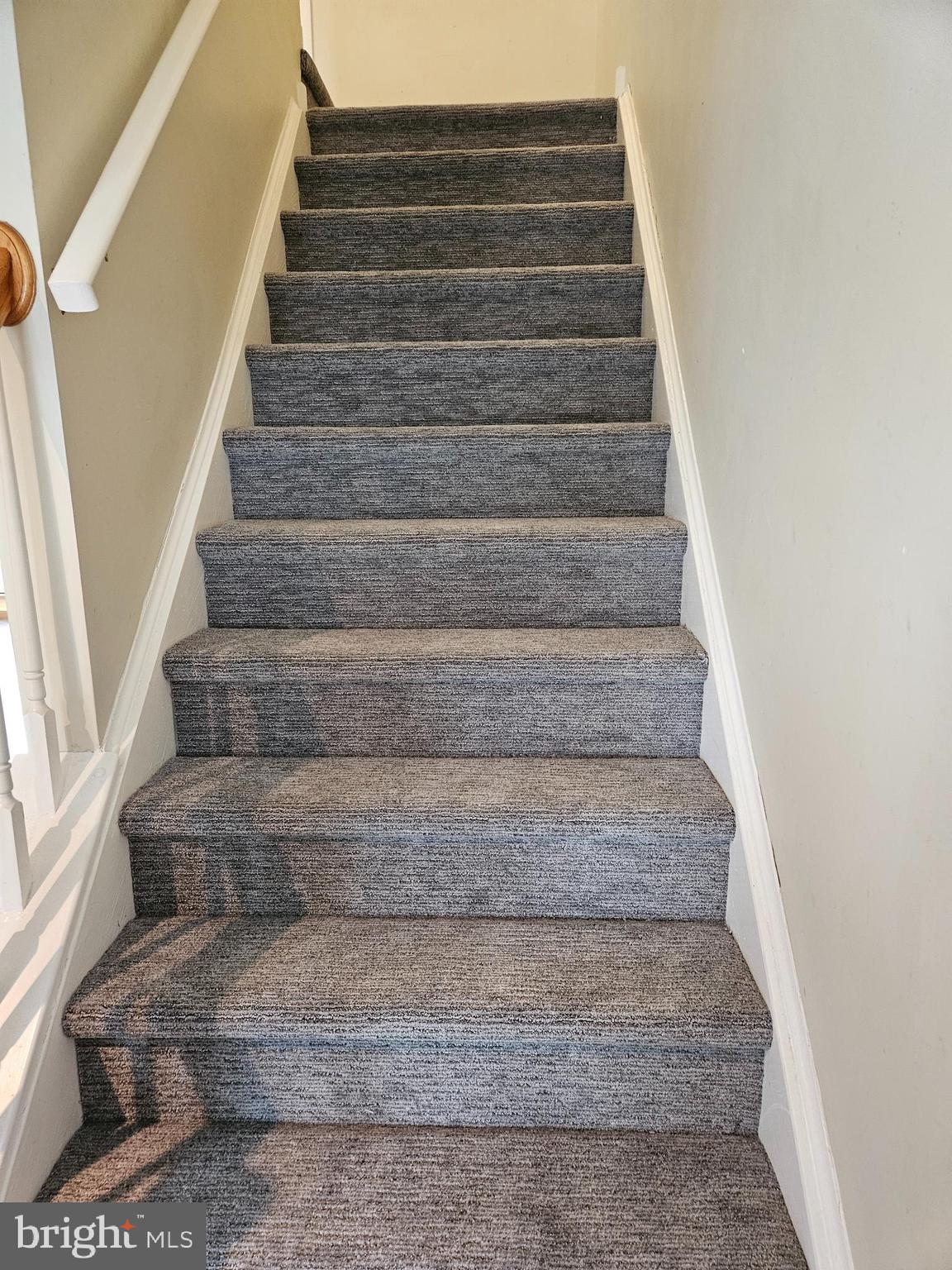 16 Weatherly Road Delran, NJ 08075 - Photo 20 of 30 a view of entryway