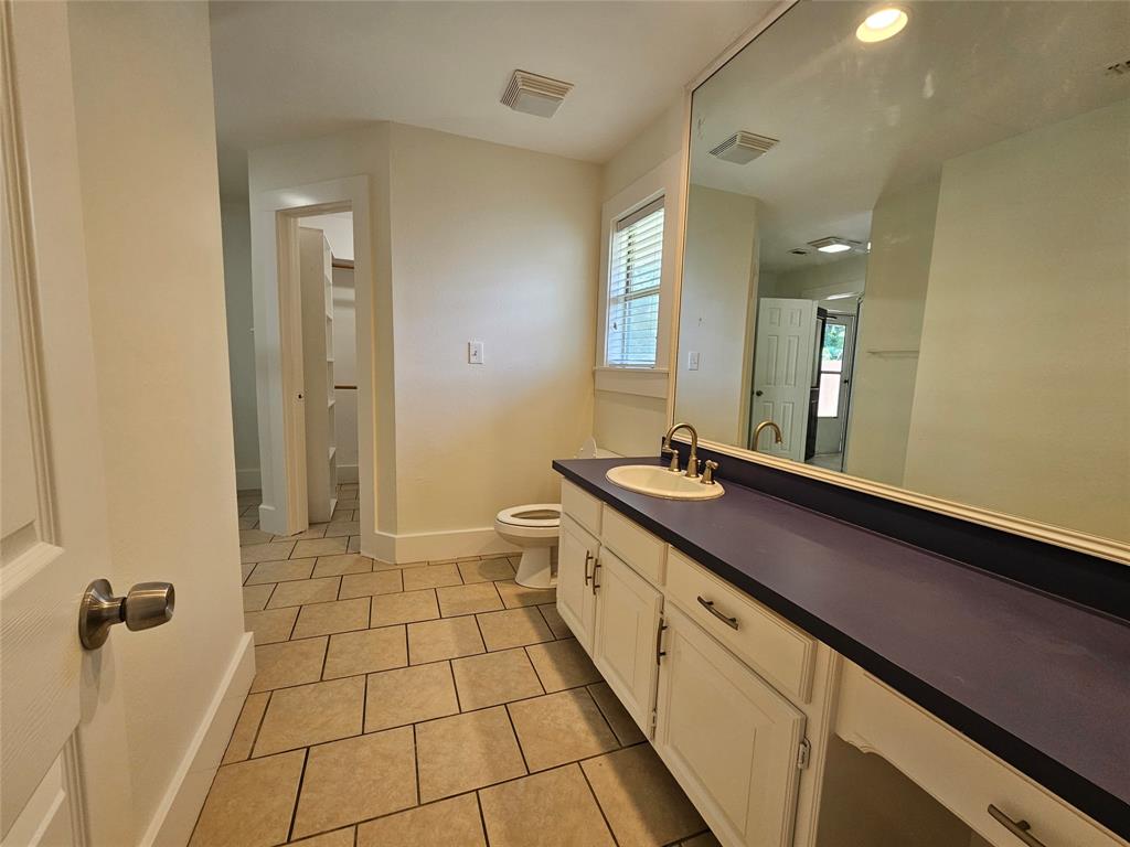 806 West Spring Street Weatherford, TX 76086 - Photo 12 of 24