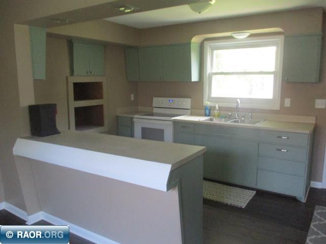 216 1st Street Southwest Chisholm, MN 55719 - Photo 4 of 24