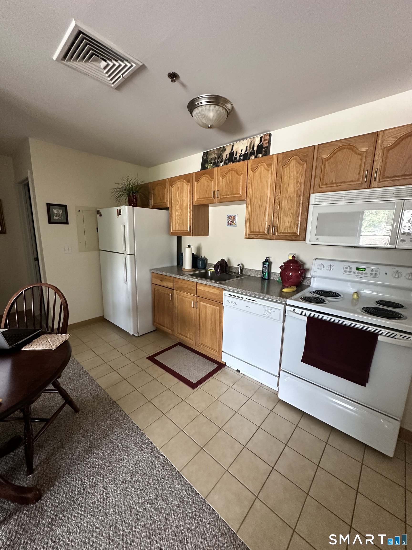 179 Main Street, Unit A Manchester, CT 06042 - Photo 6 of 16