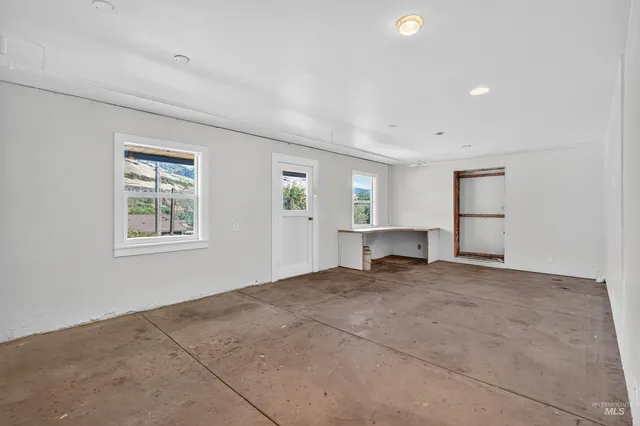 $389,500 | 164 State Street, Juliaetta, ID 83535