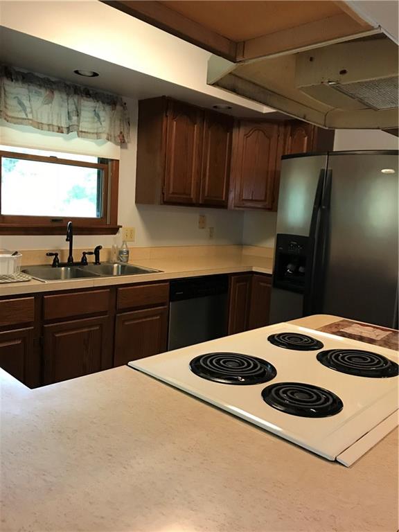 512 Old Fredonia Road Mercer, PA 16137 - Photo 6 of 21