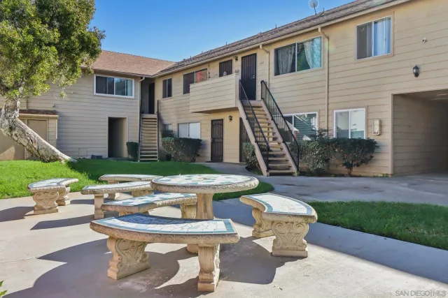 $479,000 | 1284 Holly Avenue, Imperial Beach, CA 91932