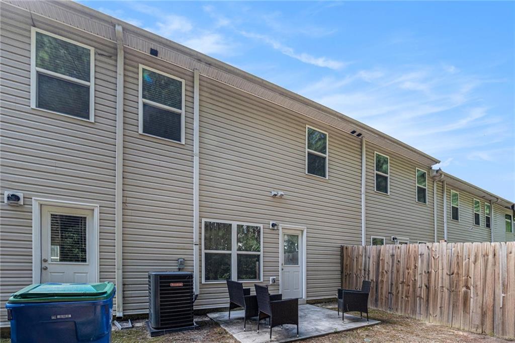 6148 Oakley Road, Unit 23 Union City, GA 30291 - Photo 26 of 26 a front view of a house with sitting area