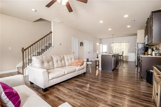 $213,500 | 6148 Oakley Road, Unit 23, Union City, GA 30291