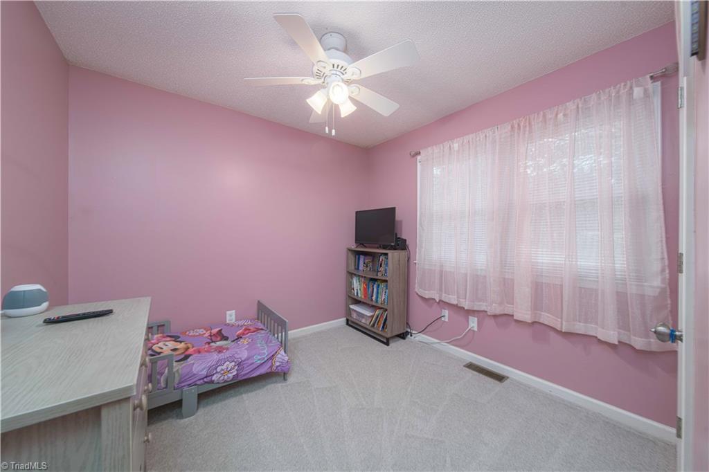 2186 Vienna Dozier Road Pfafftown, NC 27040 - Photo 17 of 24