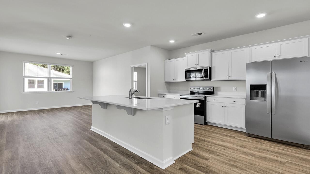 2262 Macallan Boulevard Ravenel, SC 29470 - Photo 8 of 37 17_ru4a1586