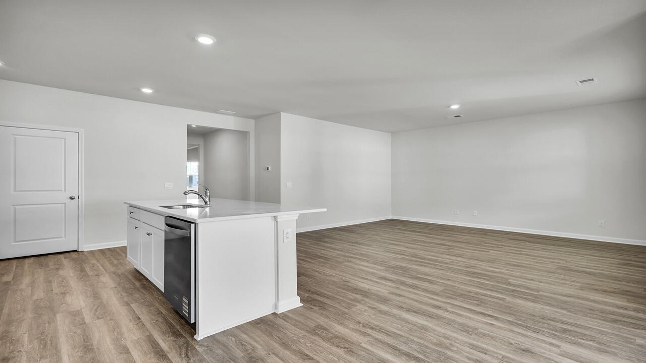 2262 Macallan Boulevard Ravenel, SC 29470 - Photo 10 of 37 20_ru4a1596