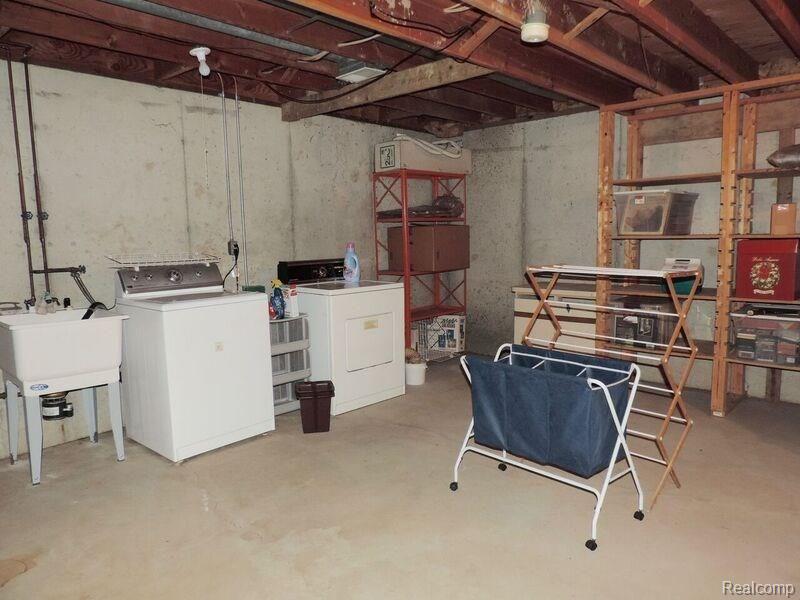 3733 Prospect Road Ann Arbor, MI 48105 - Photo 26 of 27 DSCN4380_preview.jpg