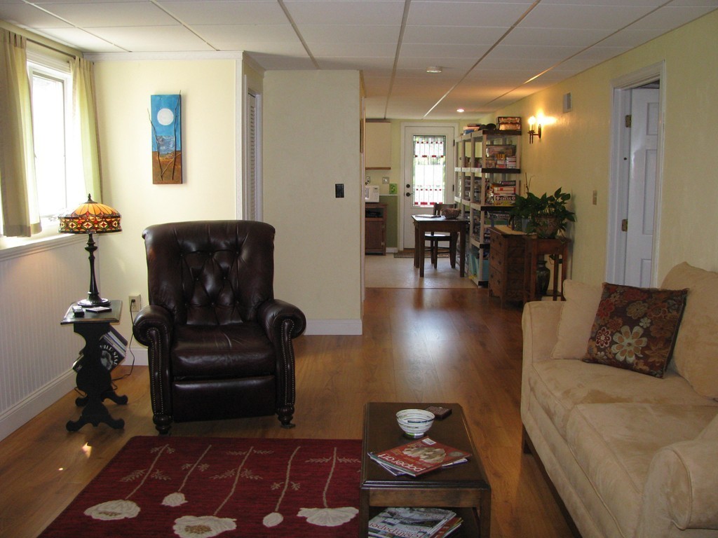 323 Hooppole Road Mashpee, MA 02649 - Photo 19 of 30 Gallery Image 19