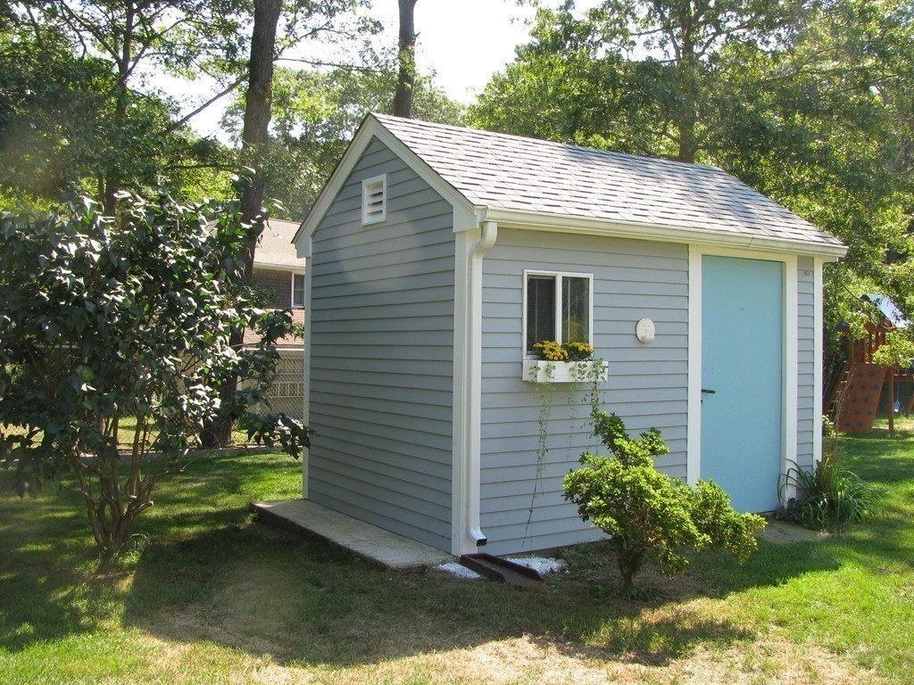 323 Hooppole Road Mashpee, MA 02649 - Photo 24 of 30 Gallery Image 24