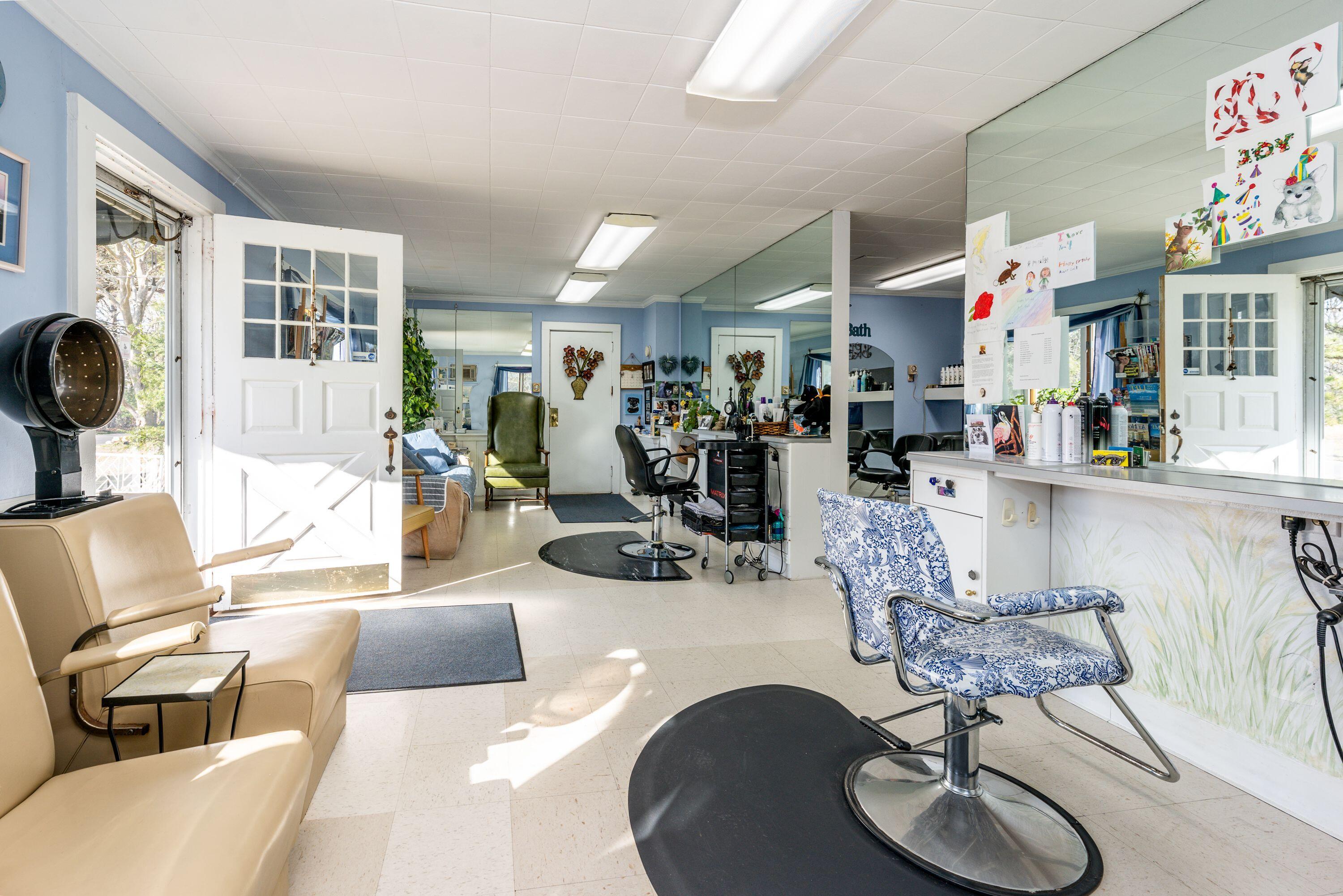 20 Dunns Pond Road Hyannis, MA 02601 - Photo 9 of 13 Interior 4