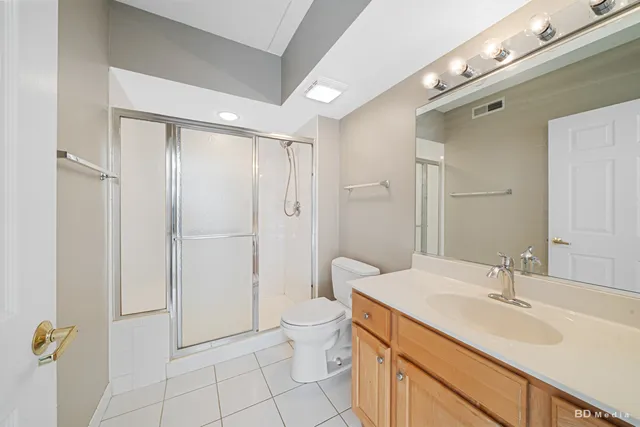 $364,900 | 104 North Plum Grove Road, Unit 400, Palatine, IL 60067