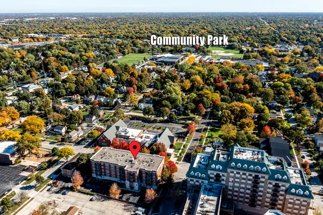 $364,900 | 104 North Plum Grove Road, Unit 400, Palatine, IL 60067