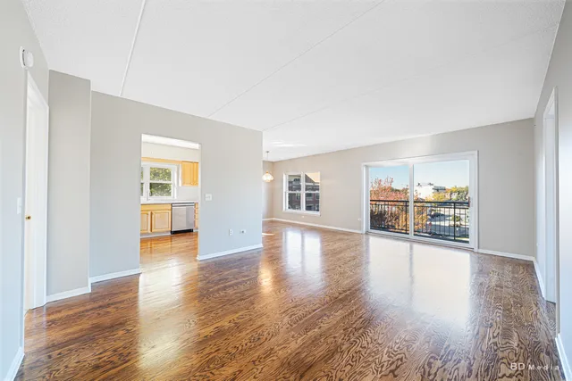 $364,900 | 104 North Plum Grove Road, Unit 400, Palatine, IL 60067