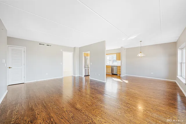 $364,900 | 104 North Plum Grove Road, Unit 400, Palatine, IL 60067