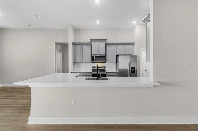 $625,900 | 13432 Lake Gallagher Drive, Dover, FL 33527