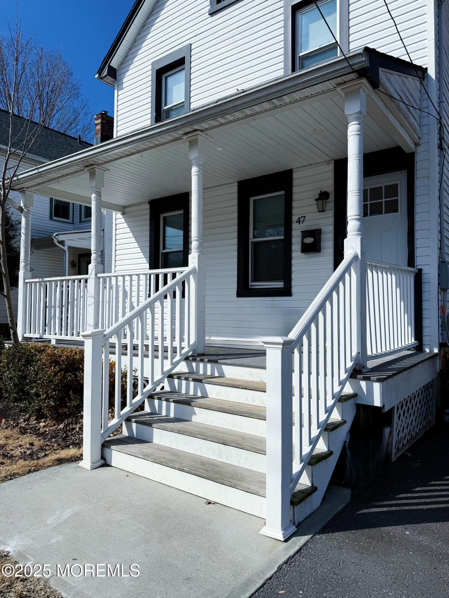 47 West George Street Freehold, NJ 07728 - Photo 4 of 6 4