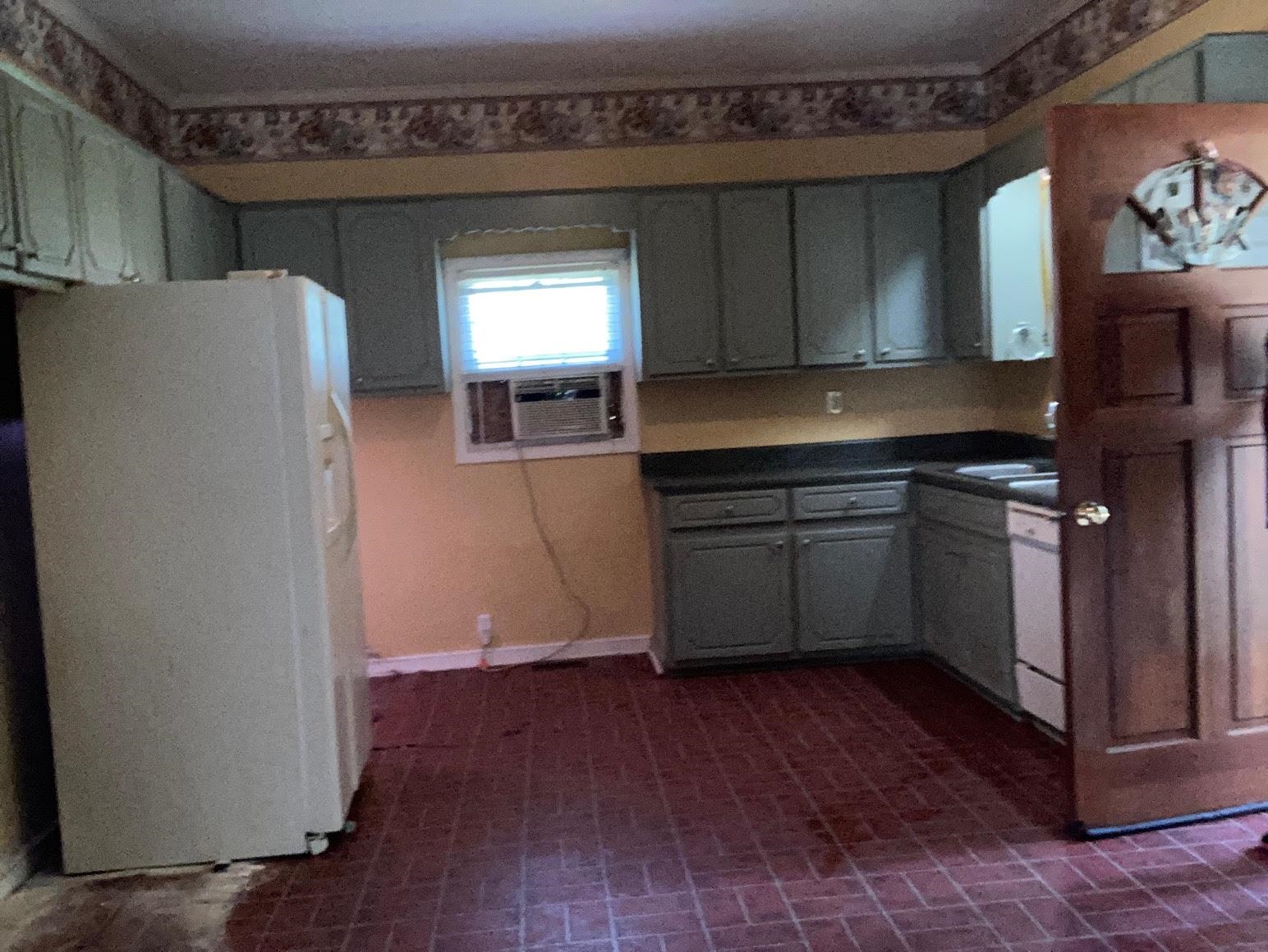 1130 Cleveland Street Pacolet, SC 29372 - Photo 2 of 10 Kitchen