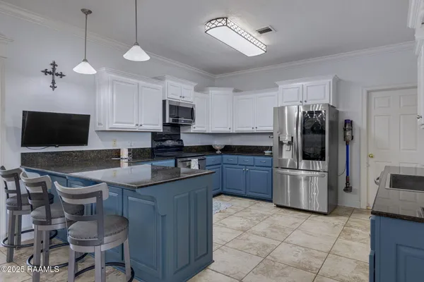 $2,000 | 116 Alexis Drive, Opelousas, LA 70570