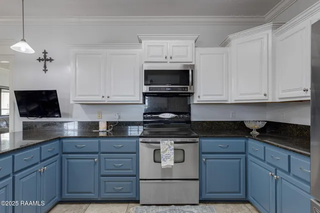 $2,000 | 116 Alexis Drive, Opelousas, LA 70570