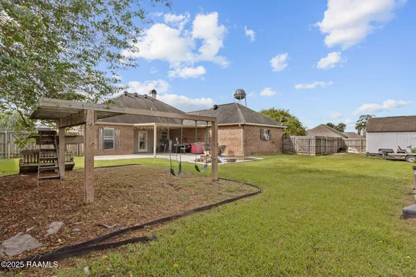 $2,000 | 116 Alexis Drive, Opelousas, LA 70570