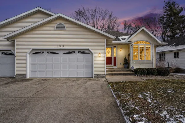 $339,000 | 17010 Grandview Drive, Unit 19, Spring Lake, MI 49456