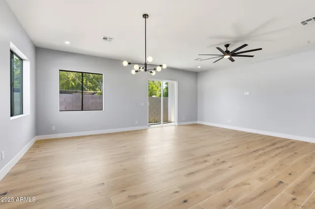 $837,000 | 415 South Robert Road, Tempe, AZ 85281