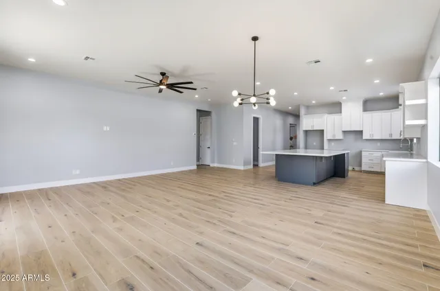 $837,000 | 415 South Robert Road, Tempe, AZ 85281