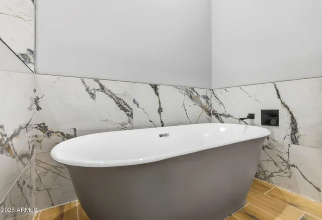 $837,000 | 415 South Robert Road, Tempe, AZ 85281