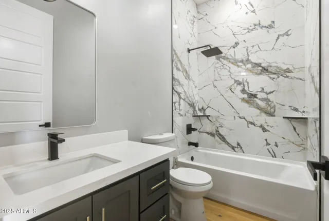 $837,000 | 415 South Robert Road, Tempe, AZ 85281