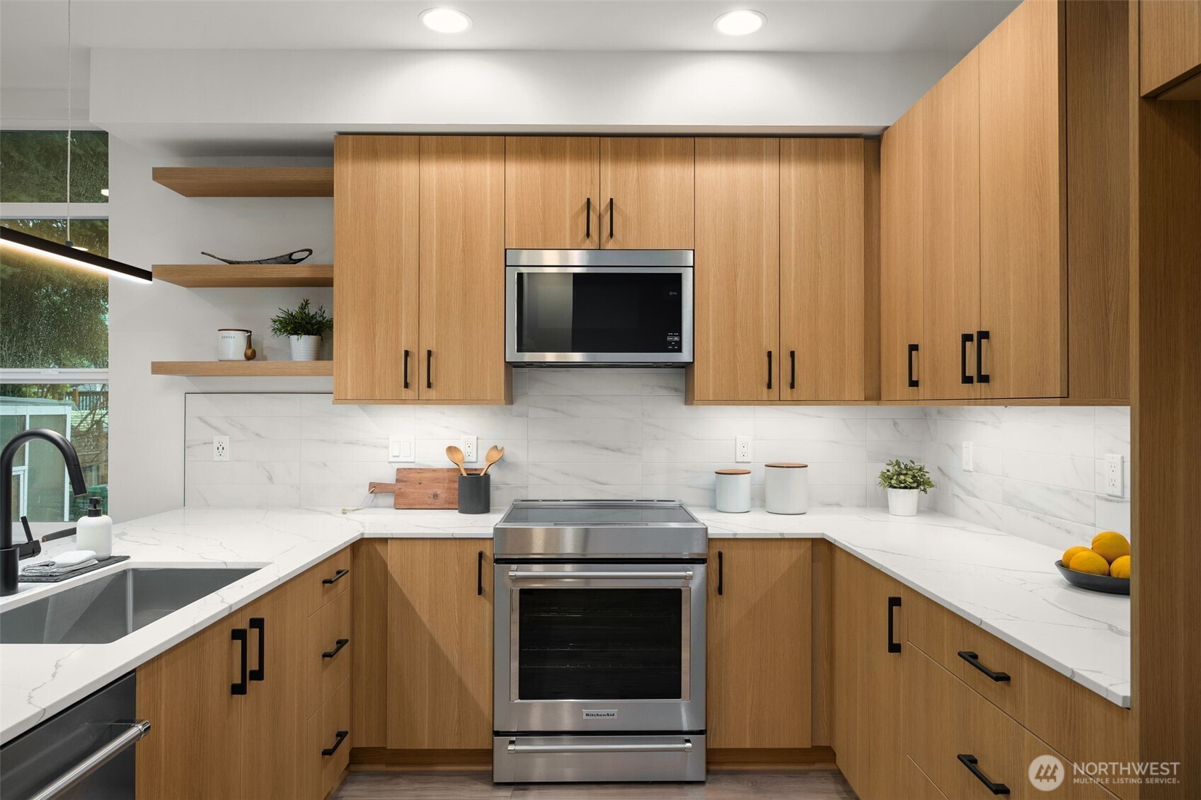 3012 Northwest 56th Street Seattle, WA 98107 - Photo 11 of 19