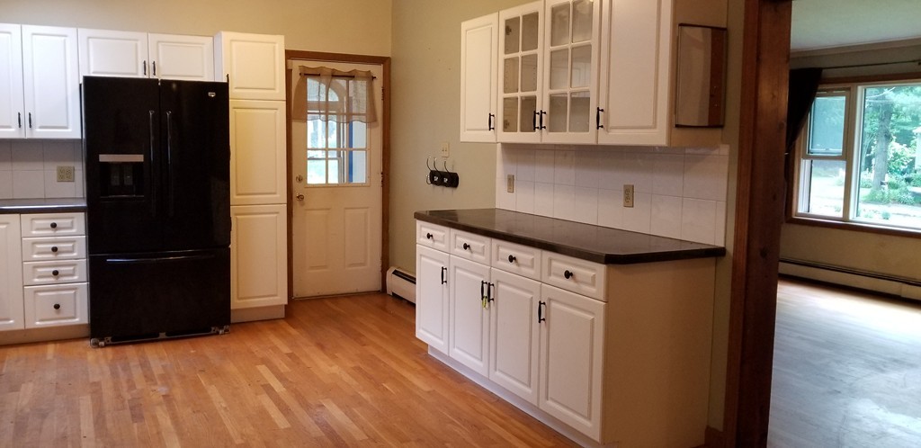 84 Paxton Road Spencer, MA 01562 - Photo 3 of 23 Gallery Image 3