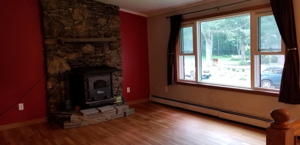 84 Paxton Road Spencer, MA 01562 - Photo 5 of 23 Gallery Image 5