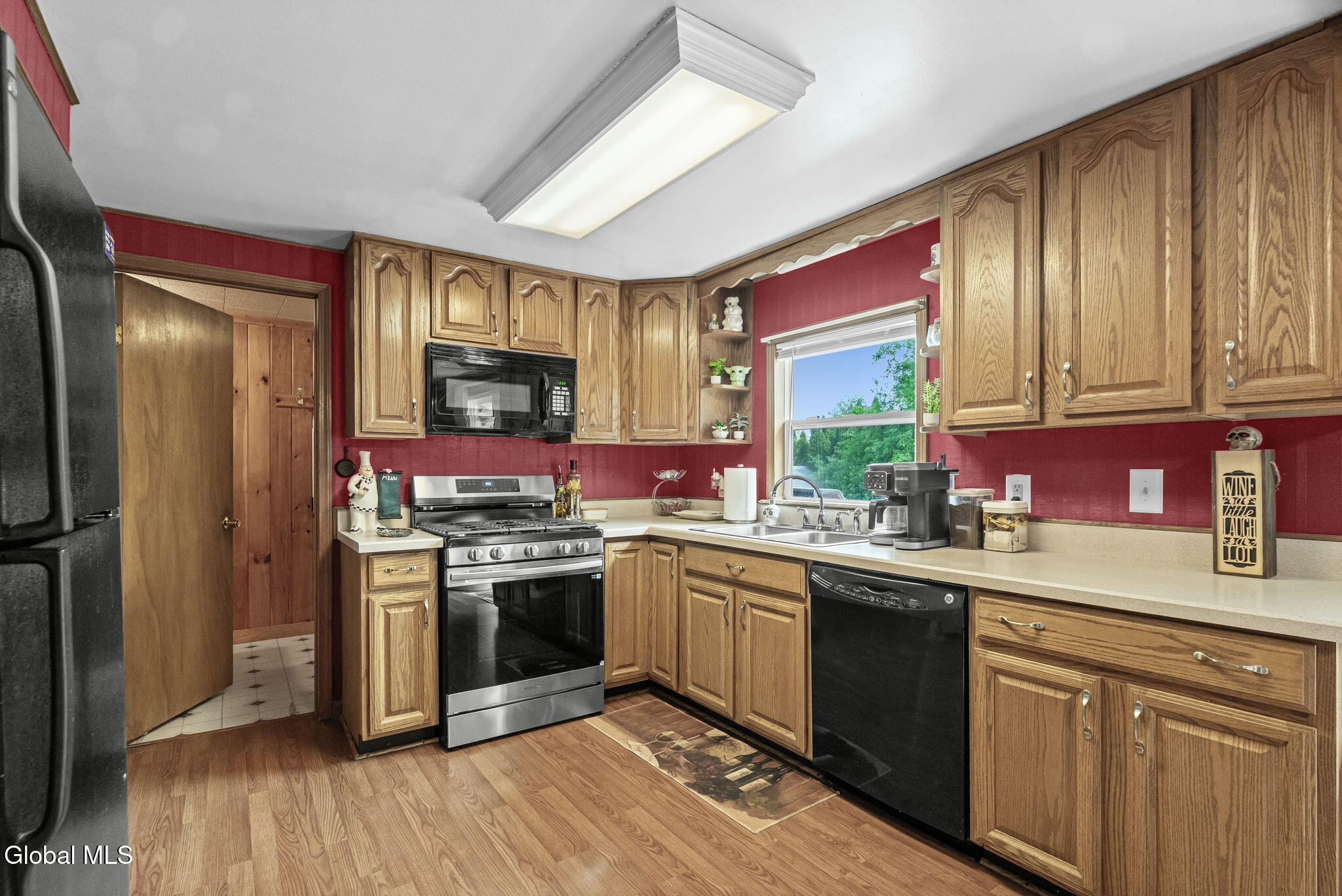 144 Haswell Road Colonie, NY 12110 - Photo 7 of 48 25-web-or-mls-144-haswell-rd