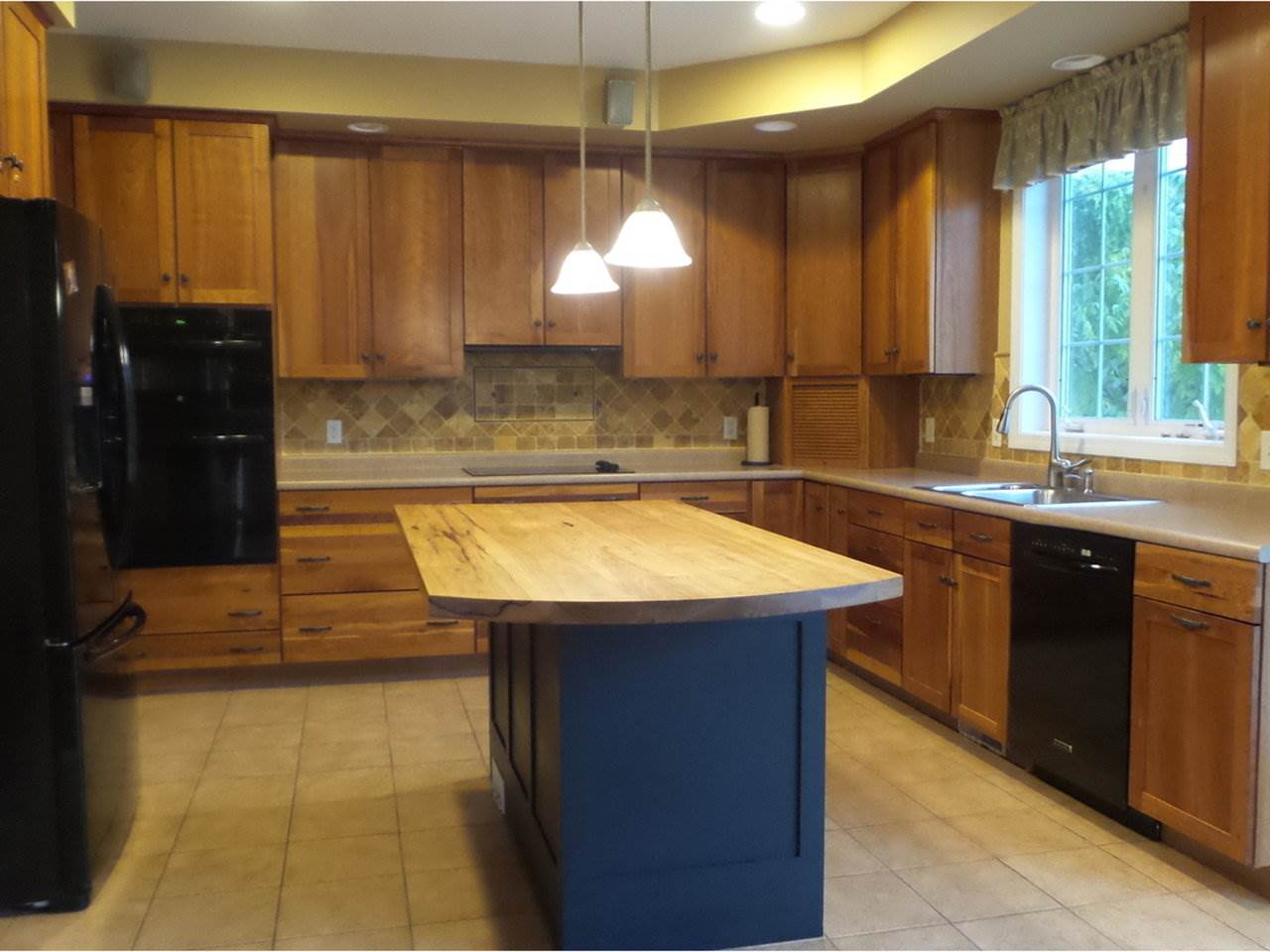 79 Four Sisters Road South Burlington, VT 05403 - Photo 9 of 40 Gallery Image 9
