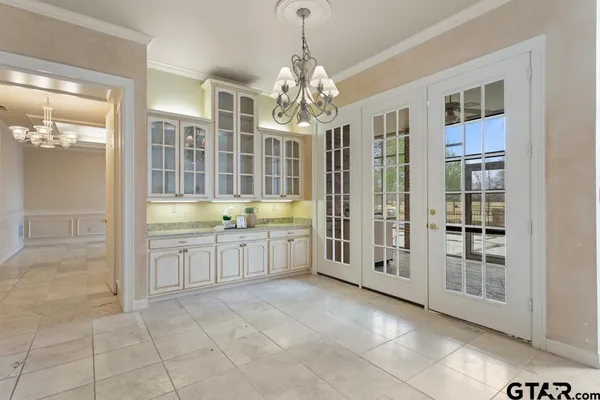 $899,900 | 7050 Walden Drive, Tyler, TX 75703