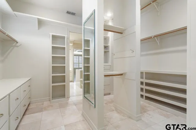 $999,900 | 7050 Walden Drive, Tyler, TX 75703