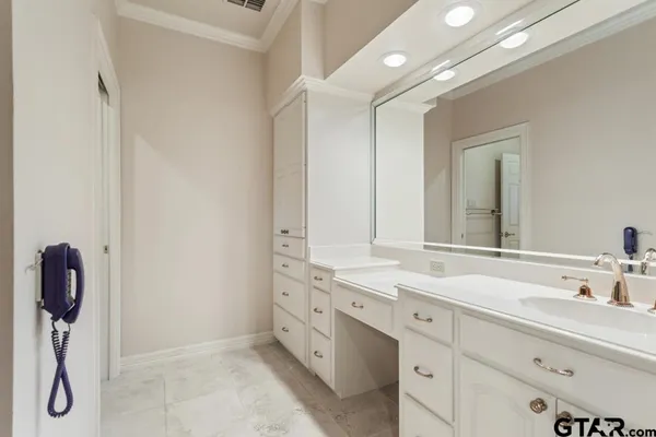 $899,900 | 7050 Walden Drive, Tyler, TX 75703