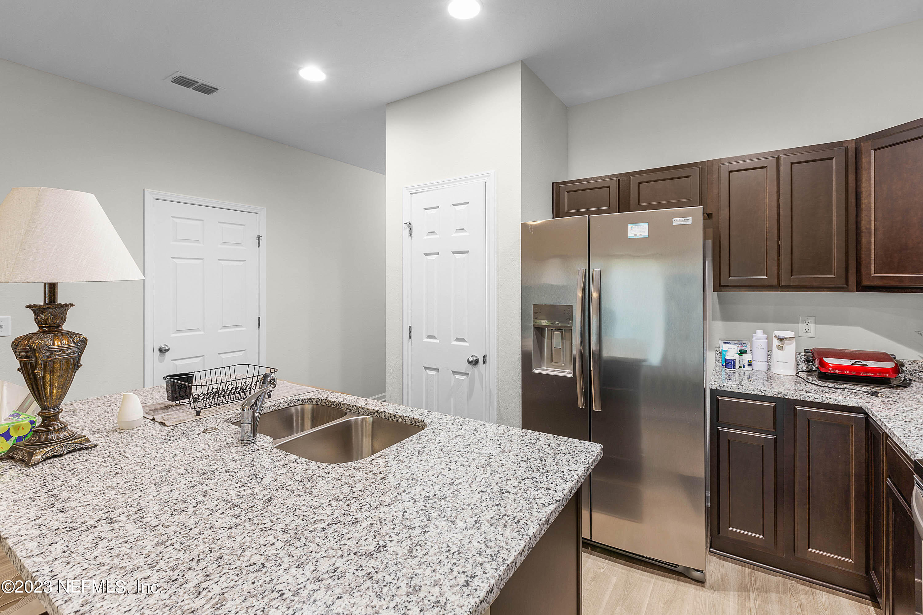742 Talking Tree Drive Jacksonville, FL 32205 - Photo 8 of 23 Kitchen