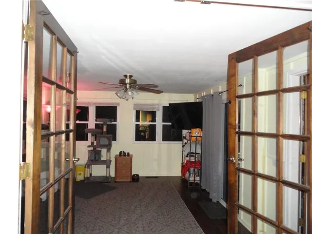 $390,000 | 519 Lancelot Drive, Liberty, MO 64068