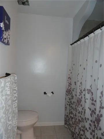 $369,900 | 519 Lancelot Drive, Liberty, MO 64068