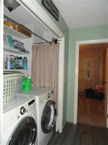 $390,000 | 519 Lancelot Drive, Liberty, MO 64068